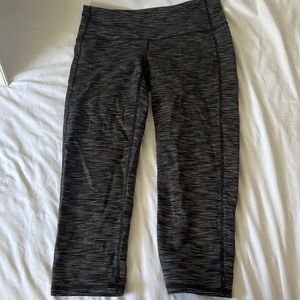 Black and white workout capri